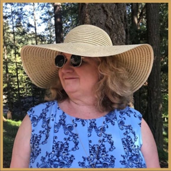 Kallina Metallic Gold & Straw Floppy Round Sun Hat Beach - Picture 3 of 6